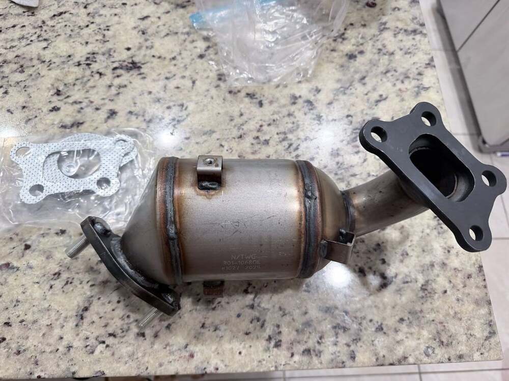 TWG Direct-Fit Three-Way Catalytic Converter Part 301-1068